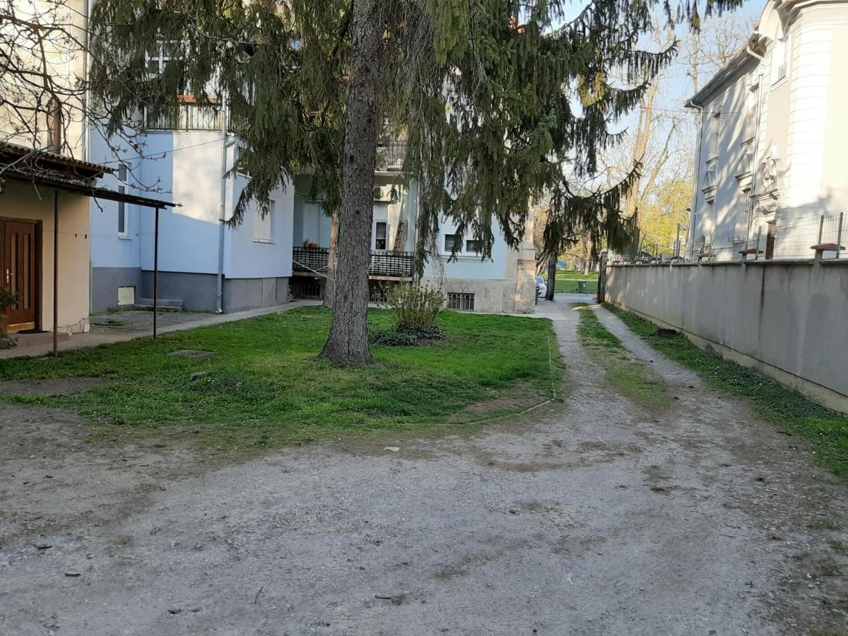 Apartman Kod Kestena Eszék Kültér fotó