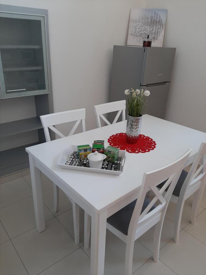 Apartman Kod Kestena Eszék Kültér fotó