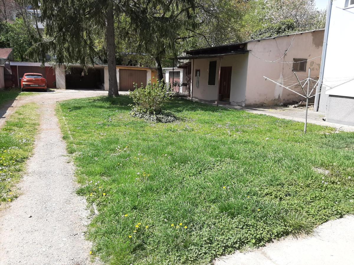 Apartman Kod Kestena Eszék Kültér fotó