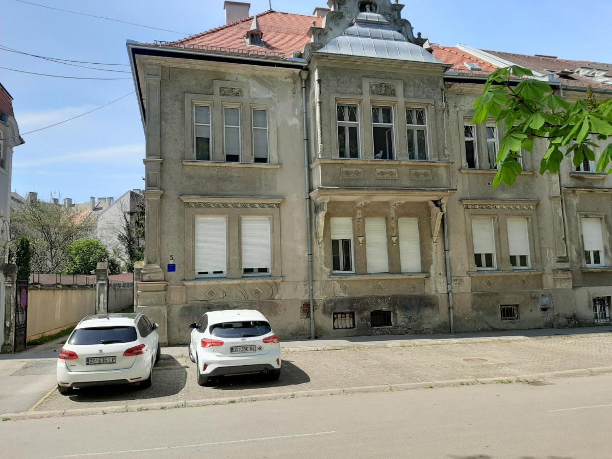 Apartman Kod Kestena Eszék Kültér fotó